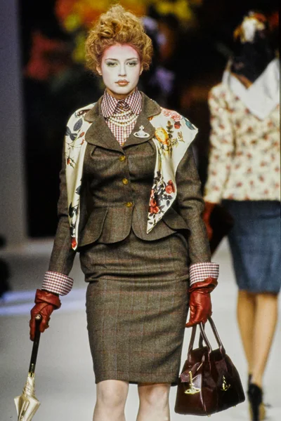 Look 40